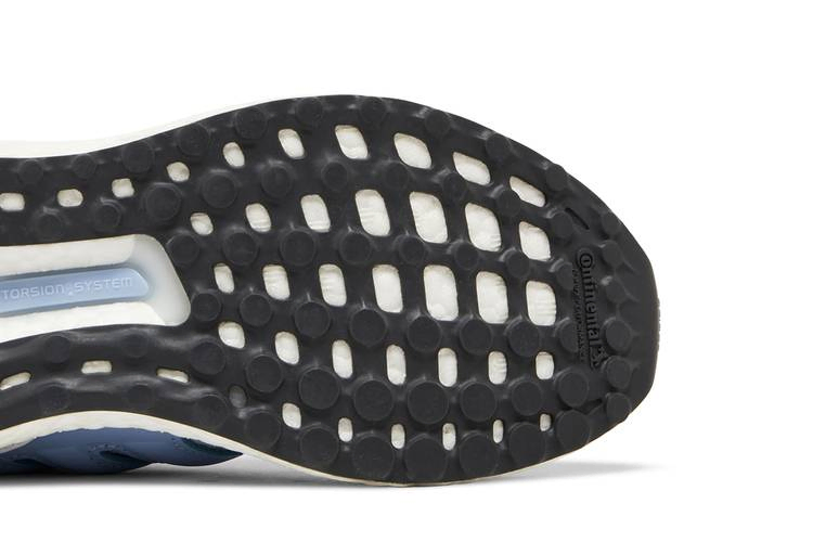 wmns-ultraboost-1-0-halo-blue-hq2196_04