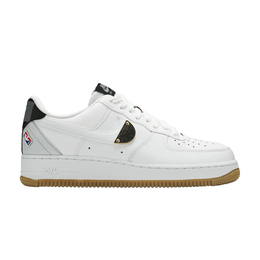 Krossovki-NBA-x-Nike-Air-Force-1-07-LV8-White-Pure-Platinum