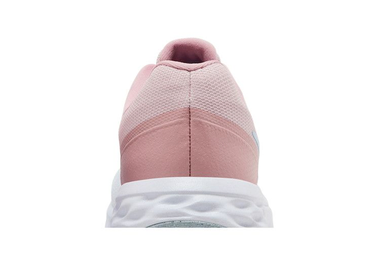 Кроссовки Nike Wmns Revolution 6 Next Nature 'White Pink Glaze Hydrogen'