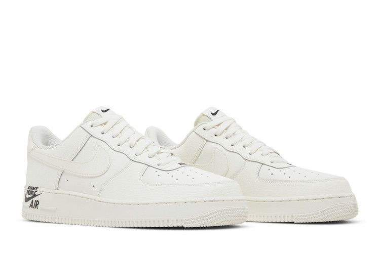 air-force-1-low-07-sail-aj7280-102_07