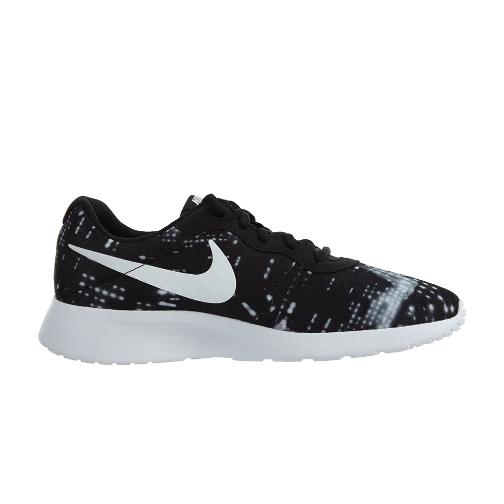 Krossovki-Nike-Tanjun-Print-Black-White