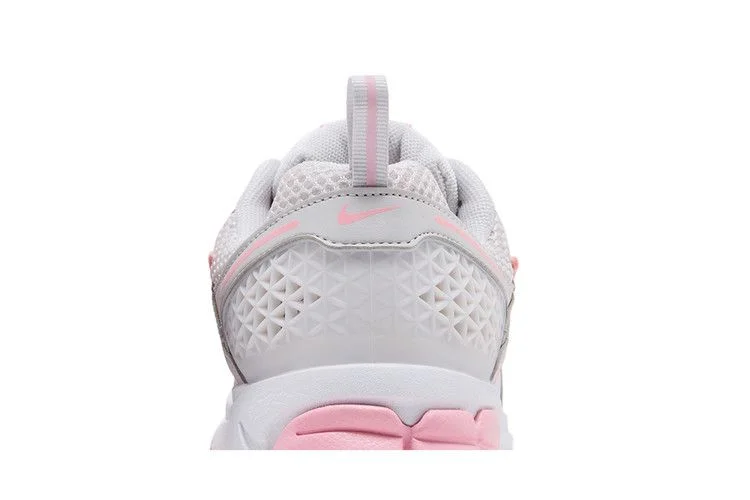 Krossovki-Nike-Vomero-5-GS-Vast-Grey-Medium-Soft-Pink-6