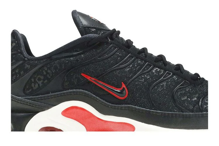 Кроссовки Nike Wmns Air Max Plus TN 'Black Red'