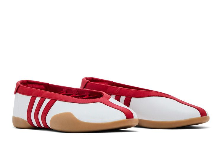 wmns-taekwondo-mei-white-scarlet-gum-jq0960_07