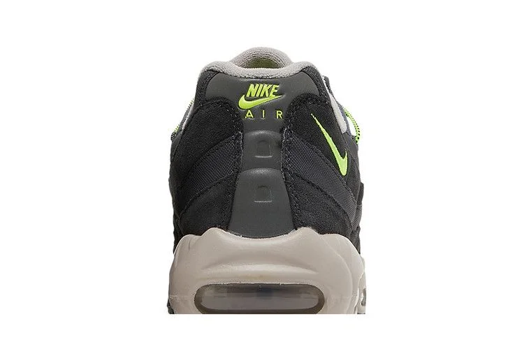 Кроссовки Nike Air Max 95 'Speed Lacing - Off Noir Volt'