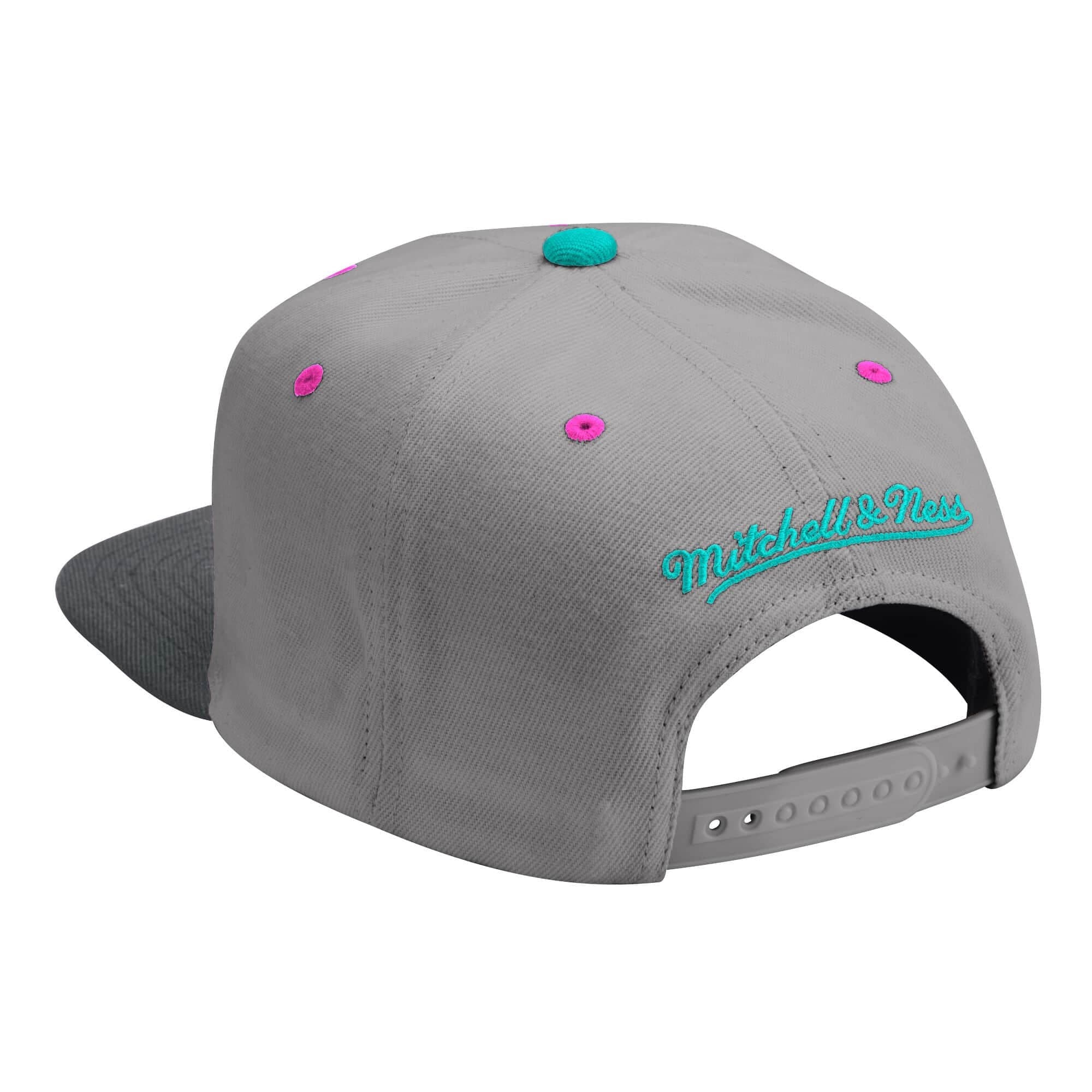 Бейсболка Mitchell & Ness Grey Wolf Mags Snapback Brooklyn Nets Hat