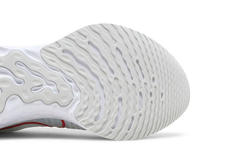 react-infinity-run-flyknit-2-white-glacier-ice-ct2357-102_04
