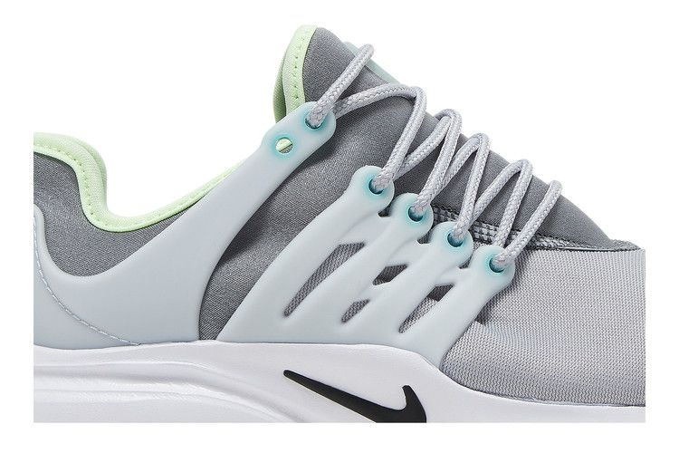 wmns-air-presto-cool-grey-878068-018_01