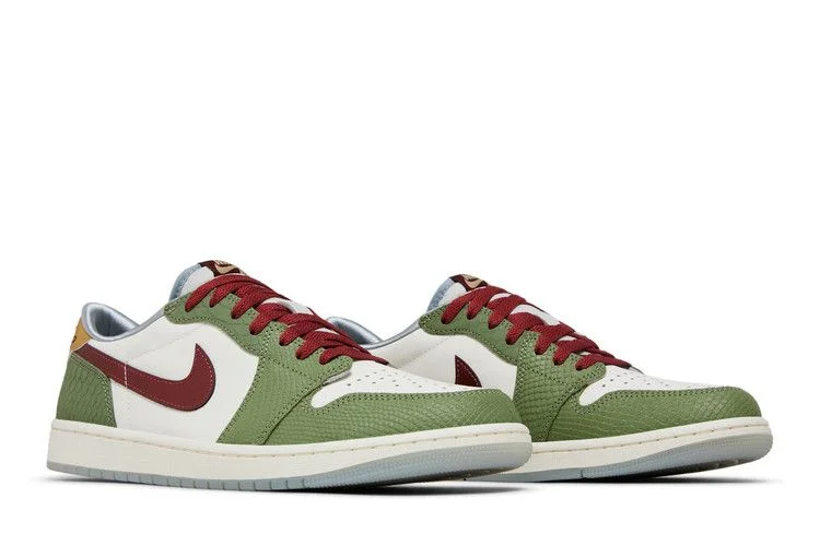 Krossovki-Air-Jordan-1-Retro-Low-OG-Year-of-the-Dragon-7