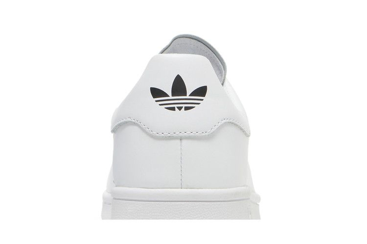 dover-street-market-x-stan-smith-white-dsmstanwht_06