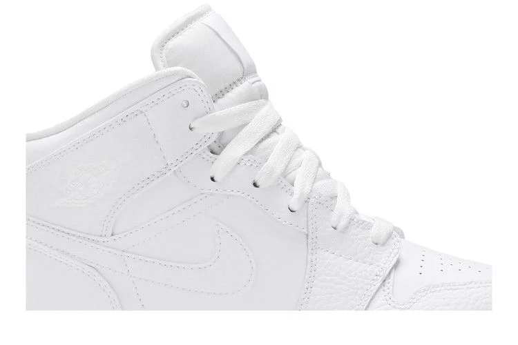 Кроссовки Air Jordan 1 Mid GS 'Triple White Tumbled Leather' 2020