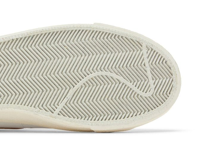 Кроссовки Nike Blazer Mid '77 Vintage 'White Amber Brown'