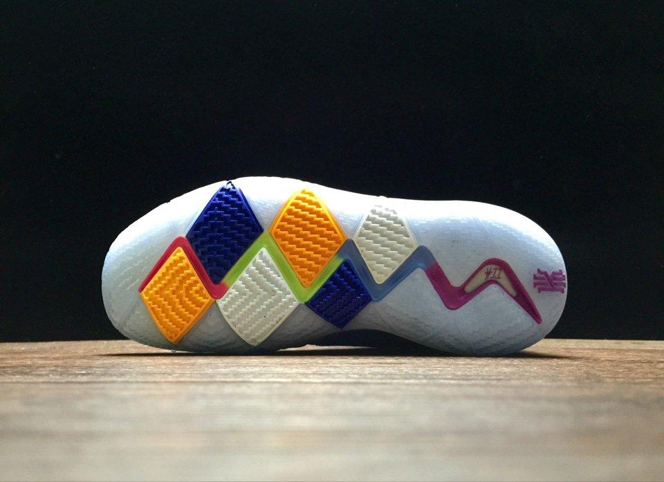 Кроссовки Nike Kyrie 4 Confetti