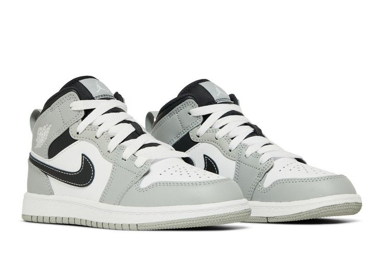 air-jordan-1-mid-ps-light-smoke-grey-640734-078_07