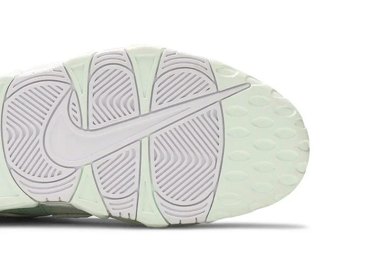 Krossovki-Nike-Wmns-Air-More-Uptempo-Barely-Green-4