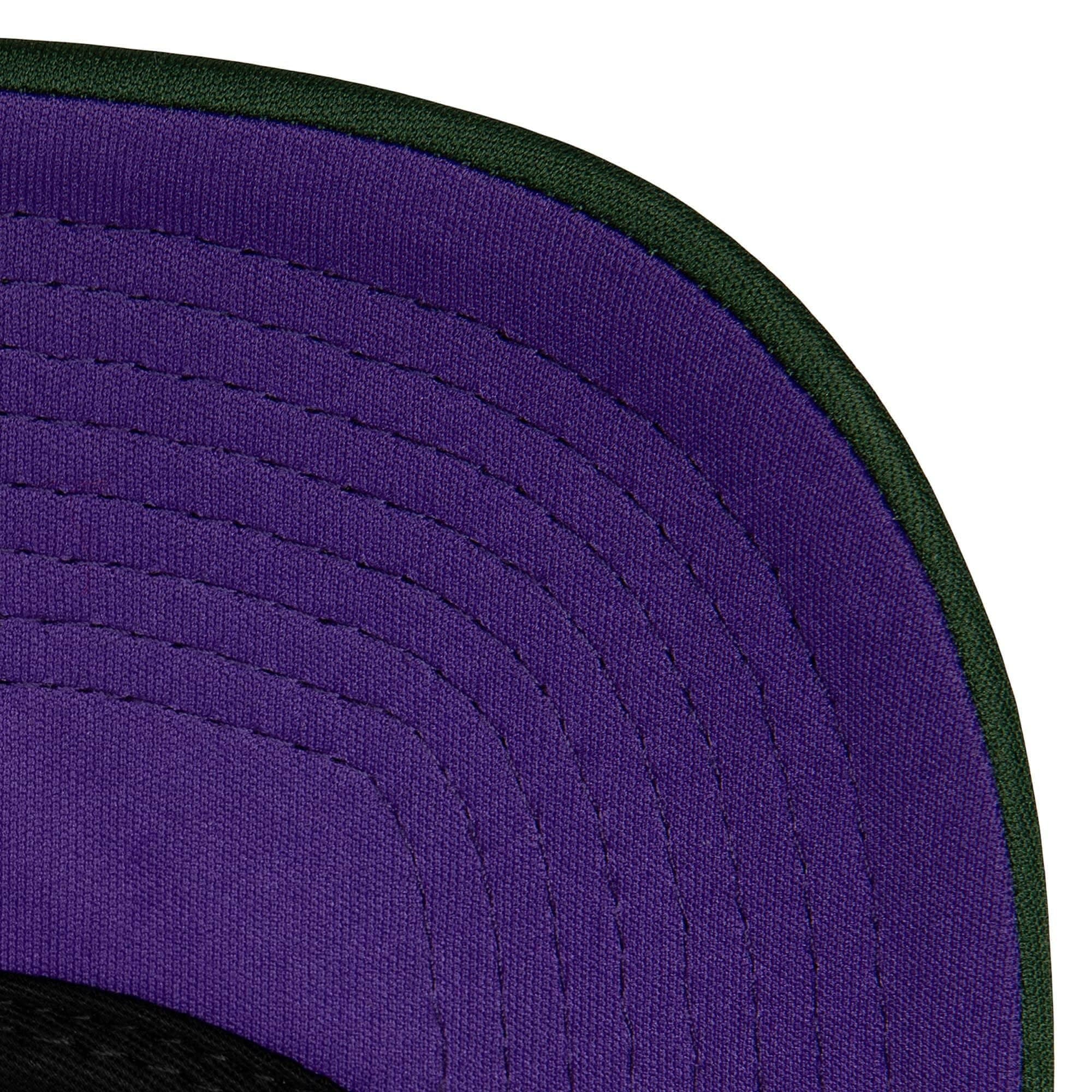 Mitchell-Ness-Off-The-Backboard-Trucker-Snapback-HWC-Milwaukee-Bucks-Hat-2