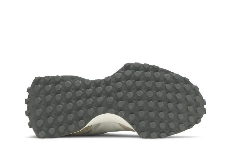 Krossovki-New-Balance-Wmns-327-Grey-Beige-3