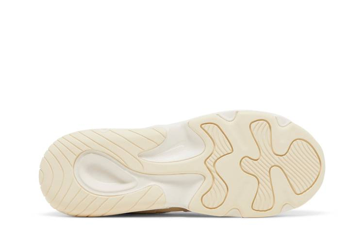 wmns-tech-hera-pale-ivory-sail-fn7491-110_03