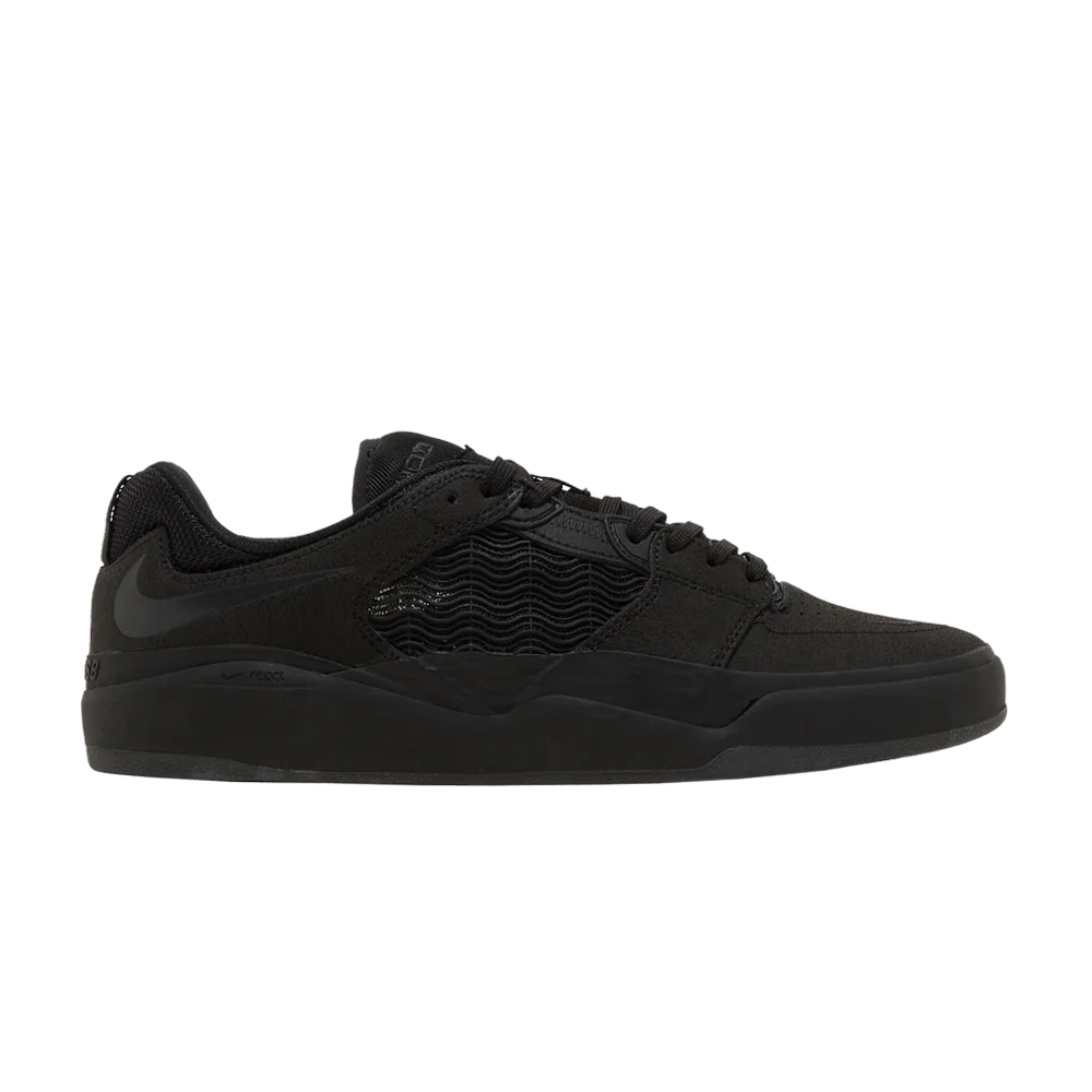 Krossovki-Nike-Ishod-Wair-Premium-SB-Triple-Black