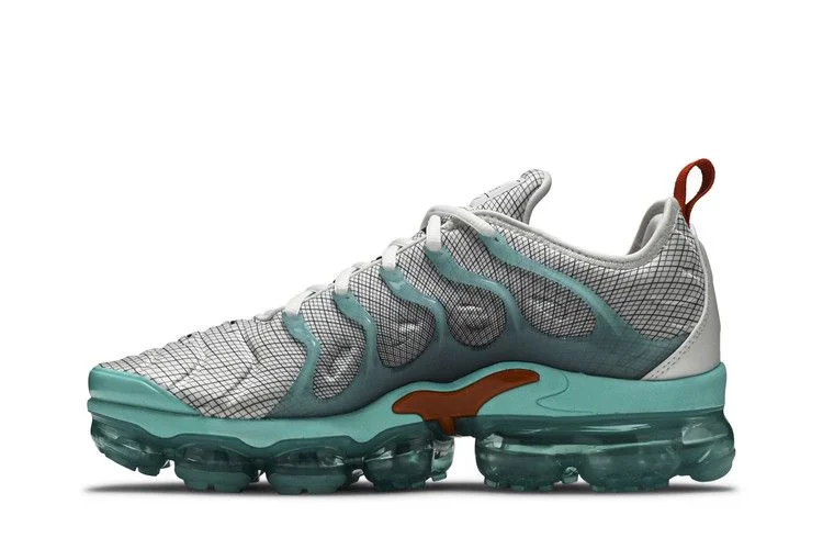 Кроссовки Nike Air VaporMax Plus 'Aurora Green'