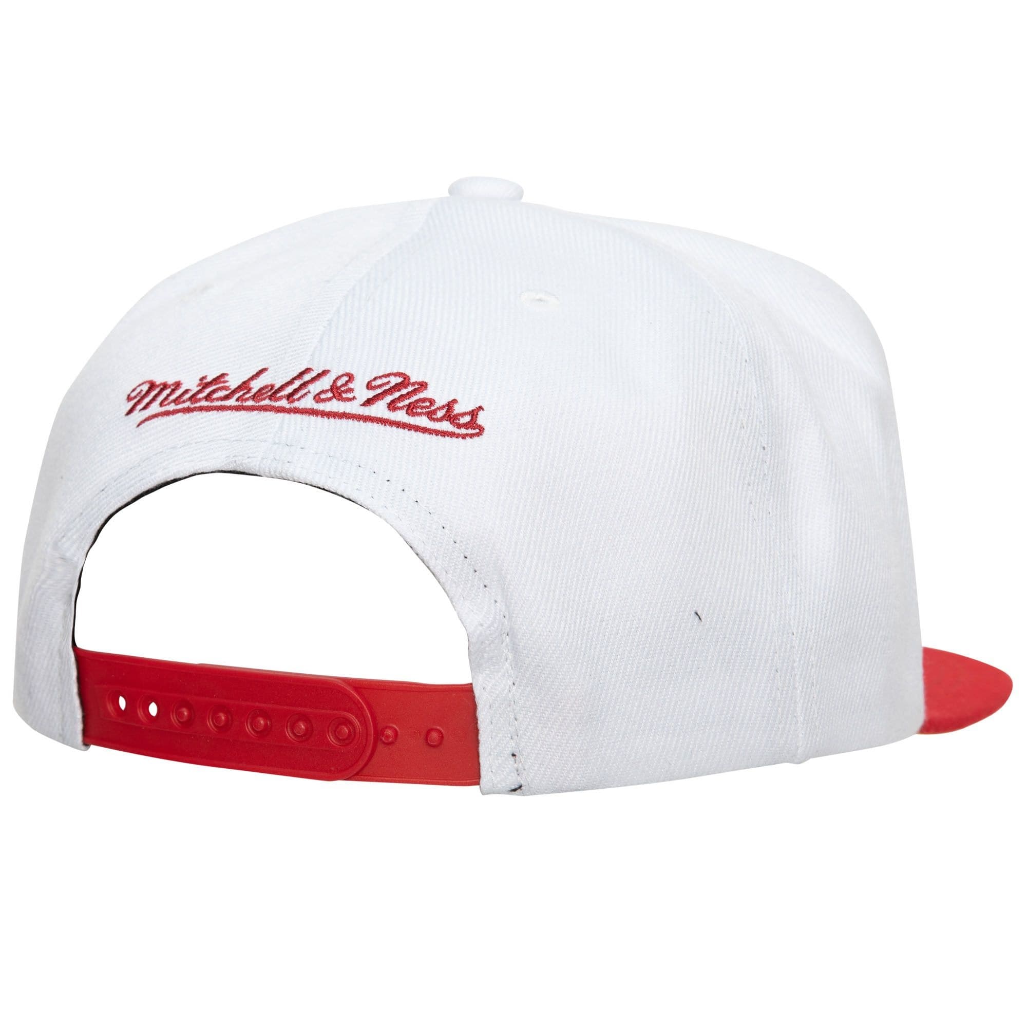 Бейсболка Mitchell & Ness Core Basic Snapback HWC Miami Heat Hat