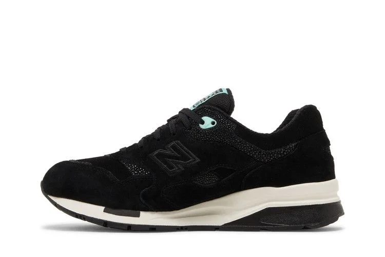 Krossovki-New-Balance-Wmns-1600-Meteorite-2