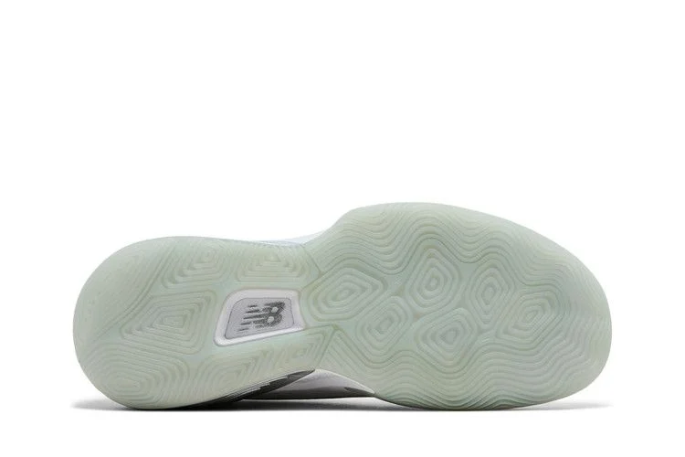 Krossovki-New-Balance-Two-WXY-V5-White-Silver-Metallic-3