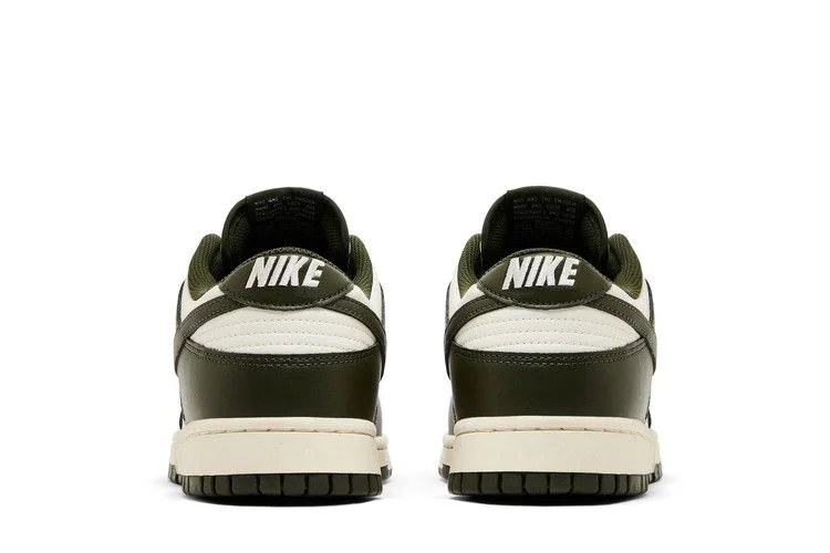 Кроссовки Nike Men's Dunk Low 'Cargo Khaki'