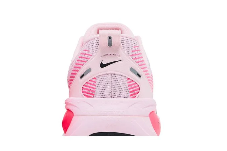 Кроссовки Nike Vomero 18 'Pink Foam/Hyper Pink/Black'