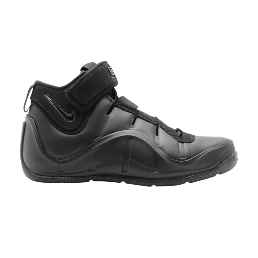 Krossovki-Nike-Zoom-LeBron-4-GS-Triple-Black
