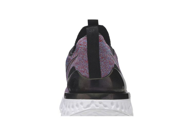 Кроссовки Nike Epic Phantom React Flyknit 'Multi-Color'
