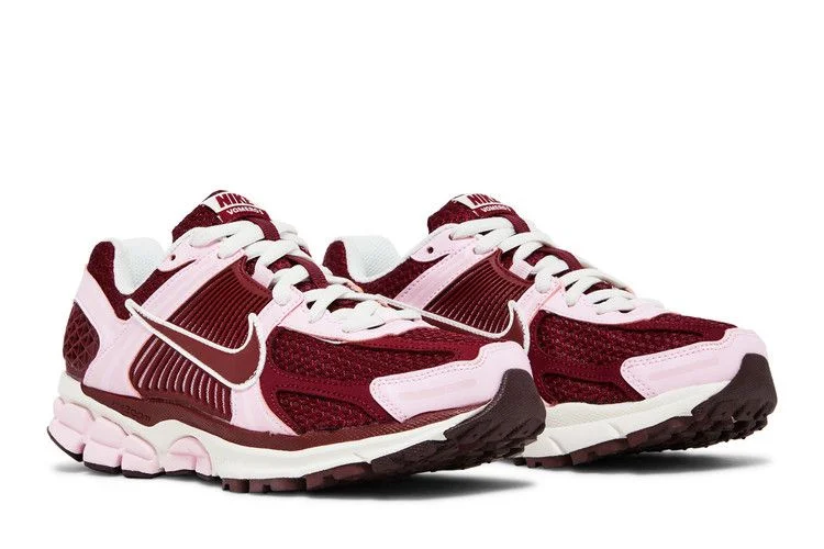 Krossovki-Nike-Wmns-Air-Zoom-Vomero-5-Pink-Foam-Team-Red-7