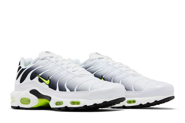 Krossovki-Nike-Air-Max-Plus-White-Black-Volt-7