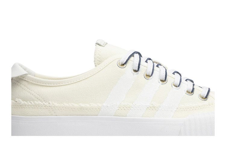 donald-glover-x-nizza-blank-canvas-eg1761_01