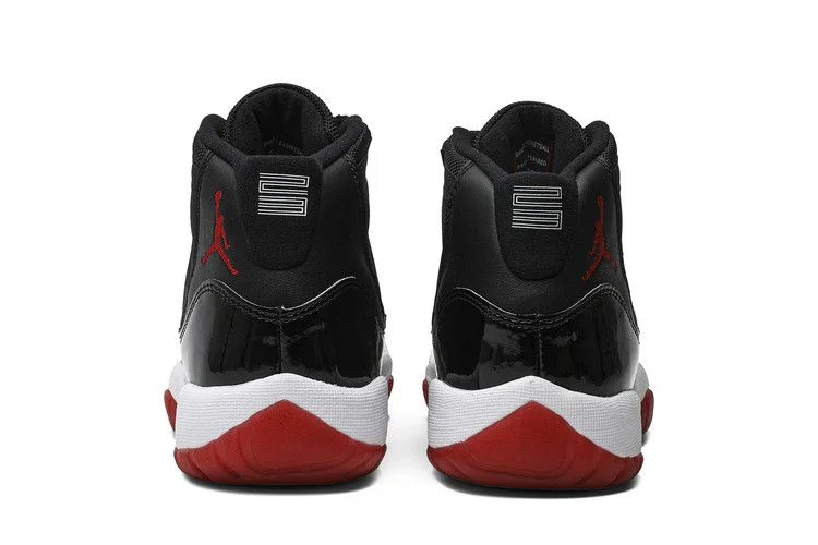 Krossovki-Air-Jordan-11-Retro-GS-Bred-2019-5