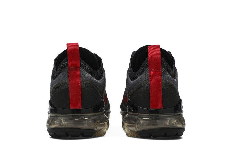 wmns-air-vapormax-2019-black-laser-fuchsia-cu4872-001_05