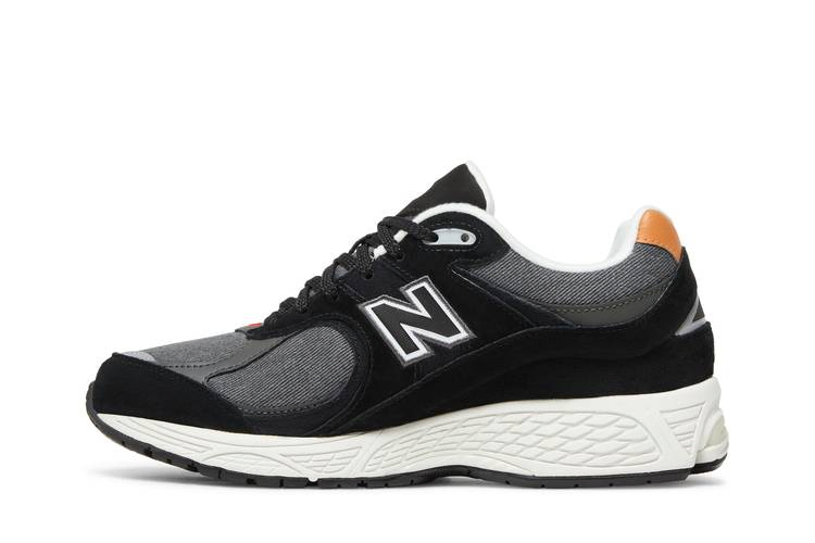 Кроссовки New Balance 2002R 'Black Sepia'