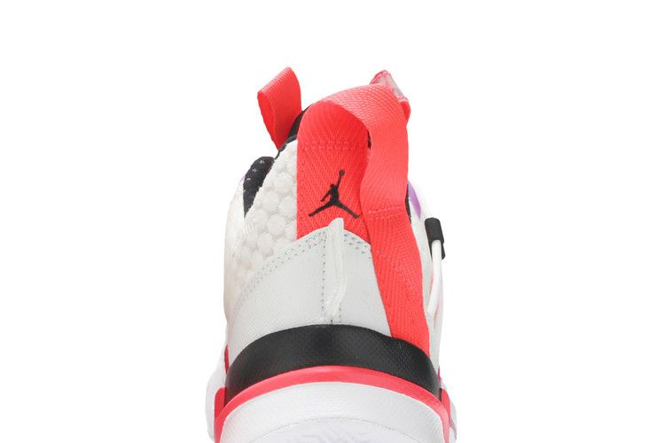 Кроссовки Air Jordan Why Not Zer0.3 SE PF 'Flash Crimson'
