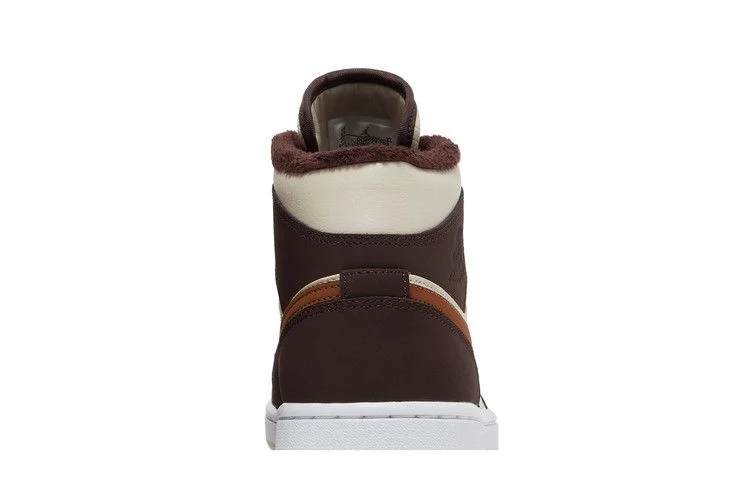 Кроссовки Wmns Air Jordan 1 Mid SE 'Cream Dark Chocolate'