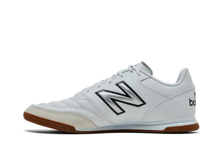 442v2-team-in-white-black-gum-ms42iwt2_02