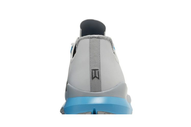 tiger-woods-2013-retro-wide-photon-dust-2023-dr5753-001_06