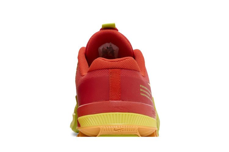 Кроссовки Nike Metcon 8 AMP 'Picante Red Bright Cactus'