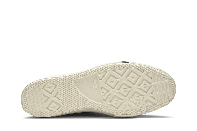 kith-x-disney-x-chuck-70-mickey-mouse-timeline-kith-mm-tl_03