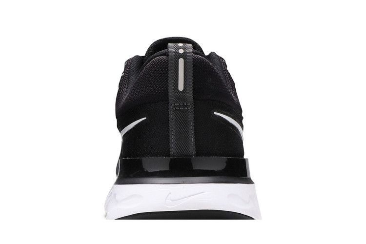 react-infinity-run-flyknit-2-black-ct2357-002_06