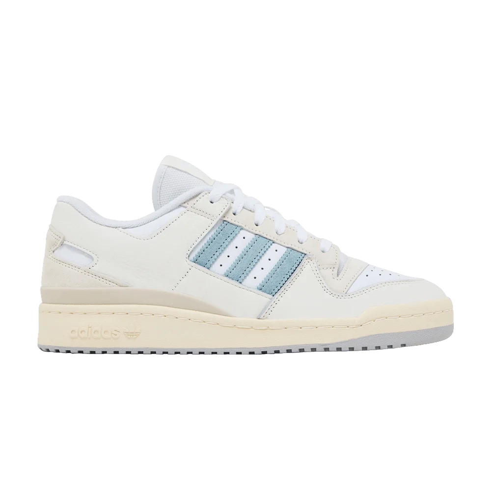 Krossovki-Packer-x-adidas-Forum-84-Low-CL-Pale-Blue