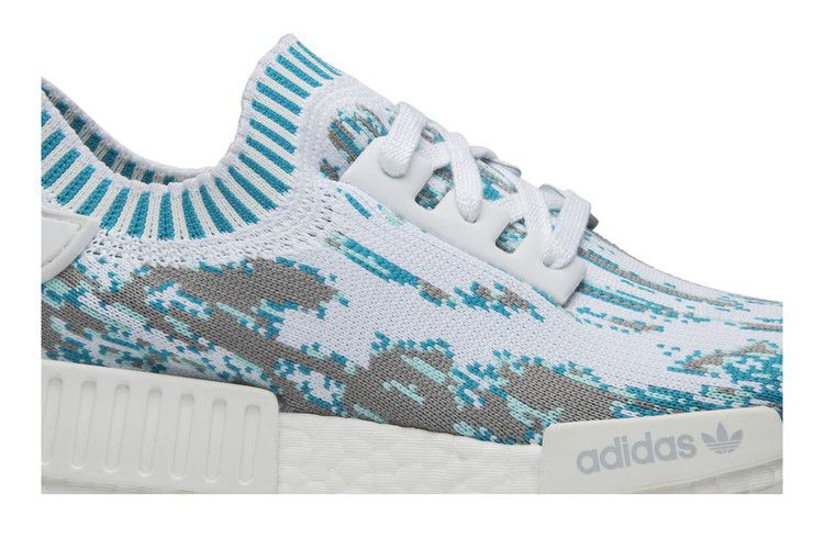 Кроссовки Sneakersnstuff x adidas NMD_R1 Primeknit 'Datamosh'