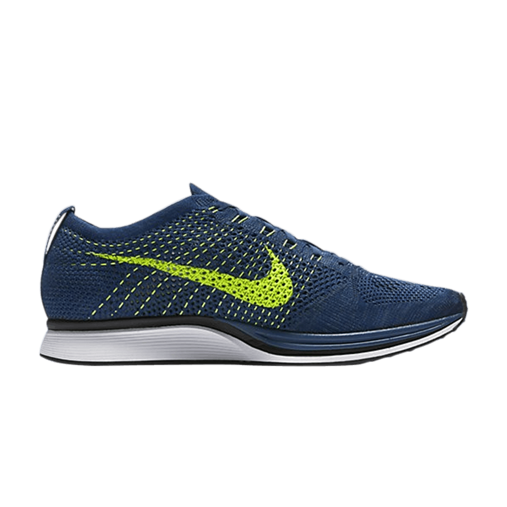 flyknit-racer-brave-blue-526628-407