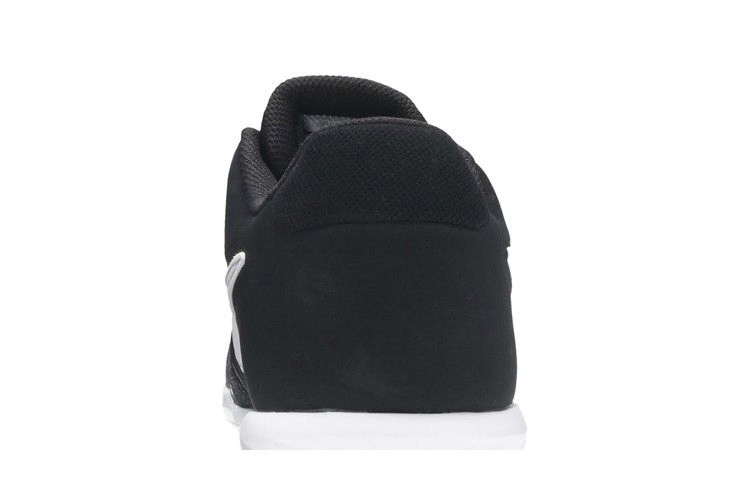 alpha-huarache-varsity-low-black-white-ao7960-001_06