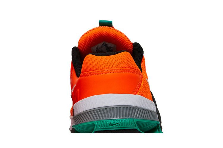 metcon-7-total-orange-clear-emerald-cz8281-883_06