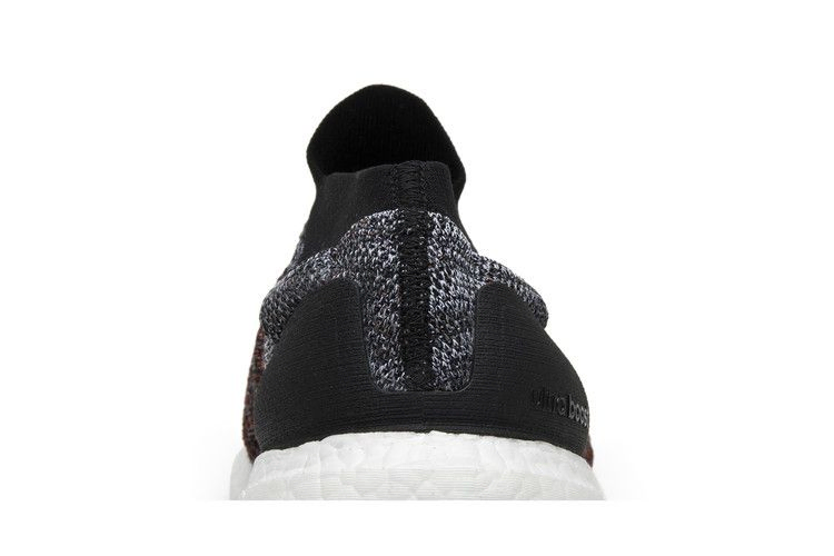 Кроссовки Adidas UltraBoost Laceless 'Black White'